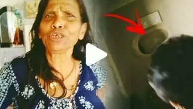 Viral video : ঘরের ভেতর শৌচকর্ম সারেন রানু মন্ডল, কেন এমন করেন প্রশ্ন করতেই বাথরুম পরিষ্কার করালেন ইউটিউবার কে দিয়ে 13 PicsArt 06 15 07.49.21