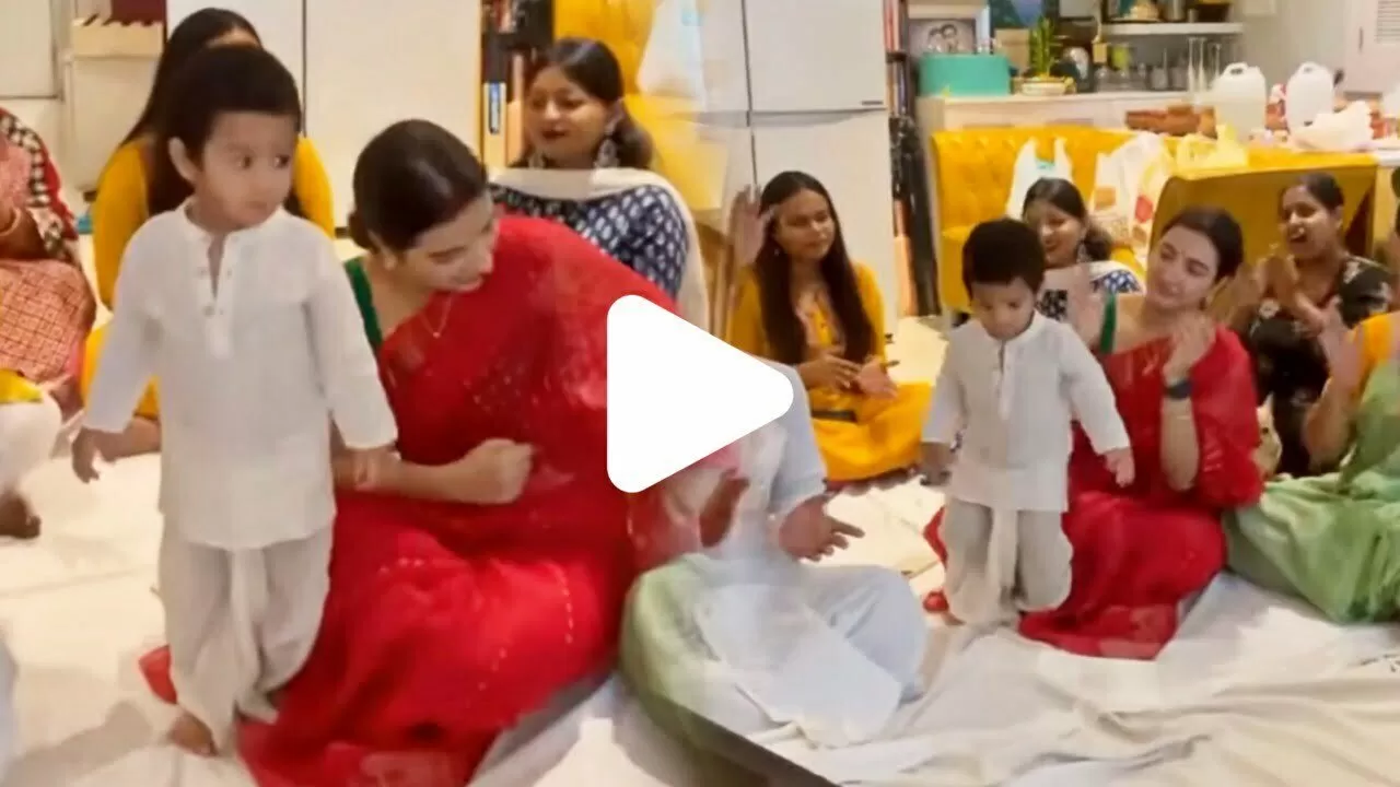 Raj Subhashree : মা শুভশ্রীর পাশে দাঁড়িয়ে কীর্তনের সুরে নাচছেন ক্ষুদে ইউভান, ভিডিও দেখে প্রশংসা নেটিজেনদের 2 PicsArt 06 17 11.25.23