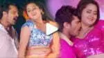 Bhojpuri song: লুকিয়ে জানলা দিয়েই কাজল রাগওয়ানীর ঘরে উঁকি মারলেন কেশরী লাল যাদব, দেখুন ভিডিও 9 PicsArt 07 19 09.51.28