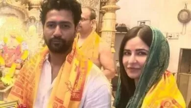 Vicky katrina visit Siddhivinayak Temple